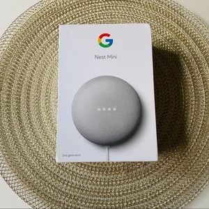 Google nest mini, 2nd generation in chalk/white